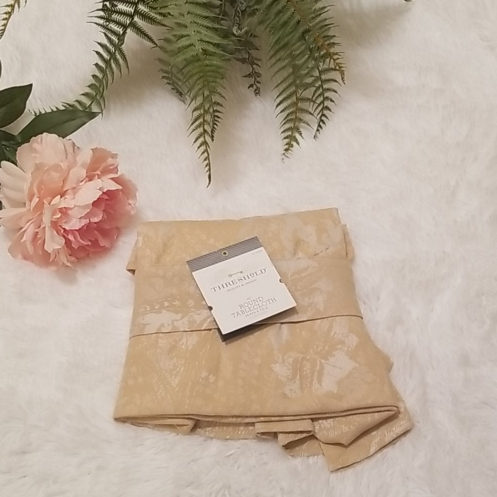 Threshold Holiday Taupe Round Tablecloth 70"